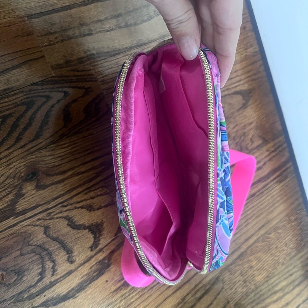 Lilly Pulitzer Pink Floral Print Crossbody Bag with Hot Pink Strap - Picture 5 of 5